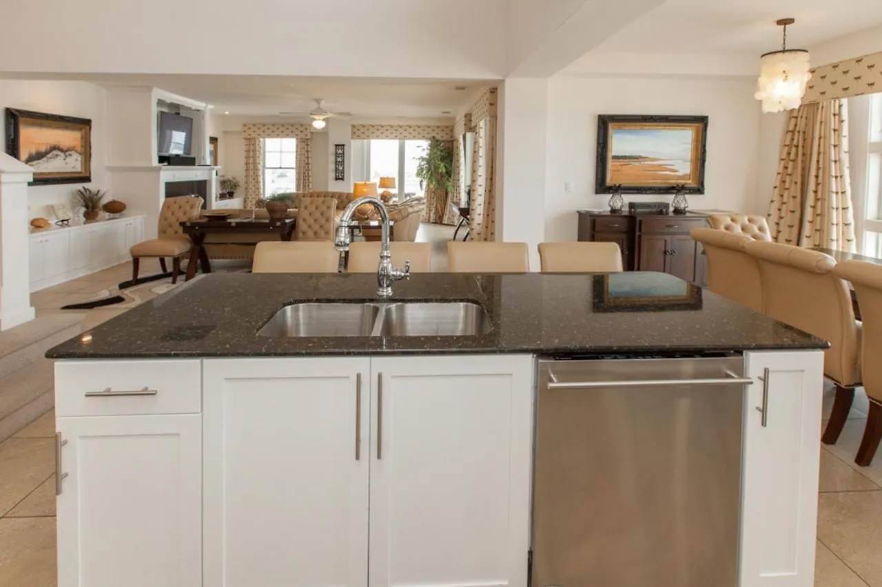 The Sanctuary - Sea Serenade Penthouse A408 Virginia Beach 0*,  United States